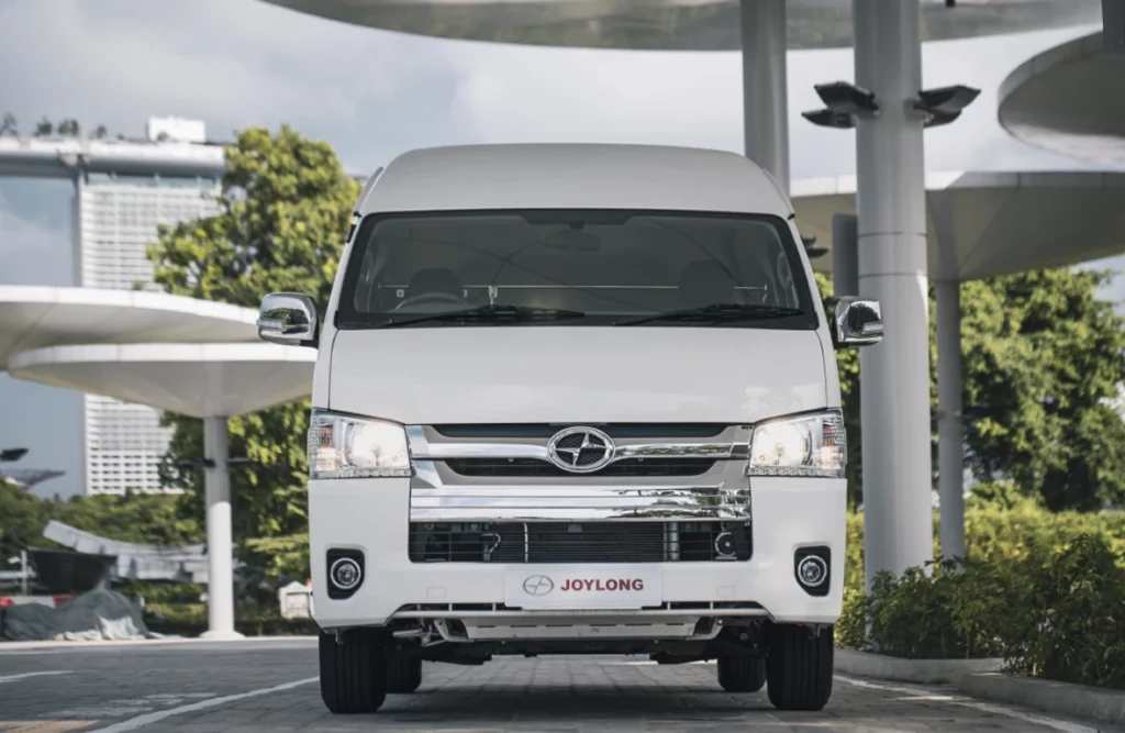 Joylong EA5 – Minibus électrique 9 à 16 sièges, alliant confort, performance et respect de l’environnement